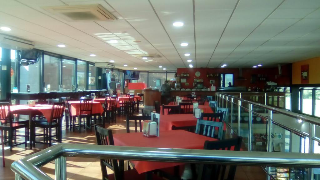 桑蒂拉纳酒店 Reocín 外观 照片